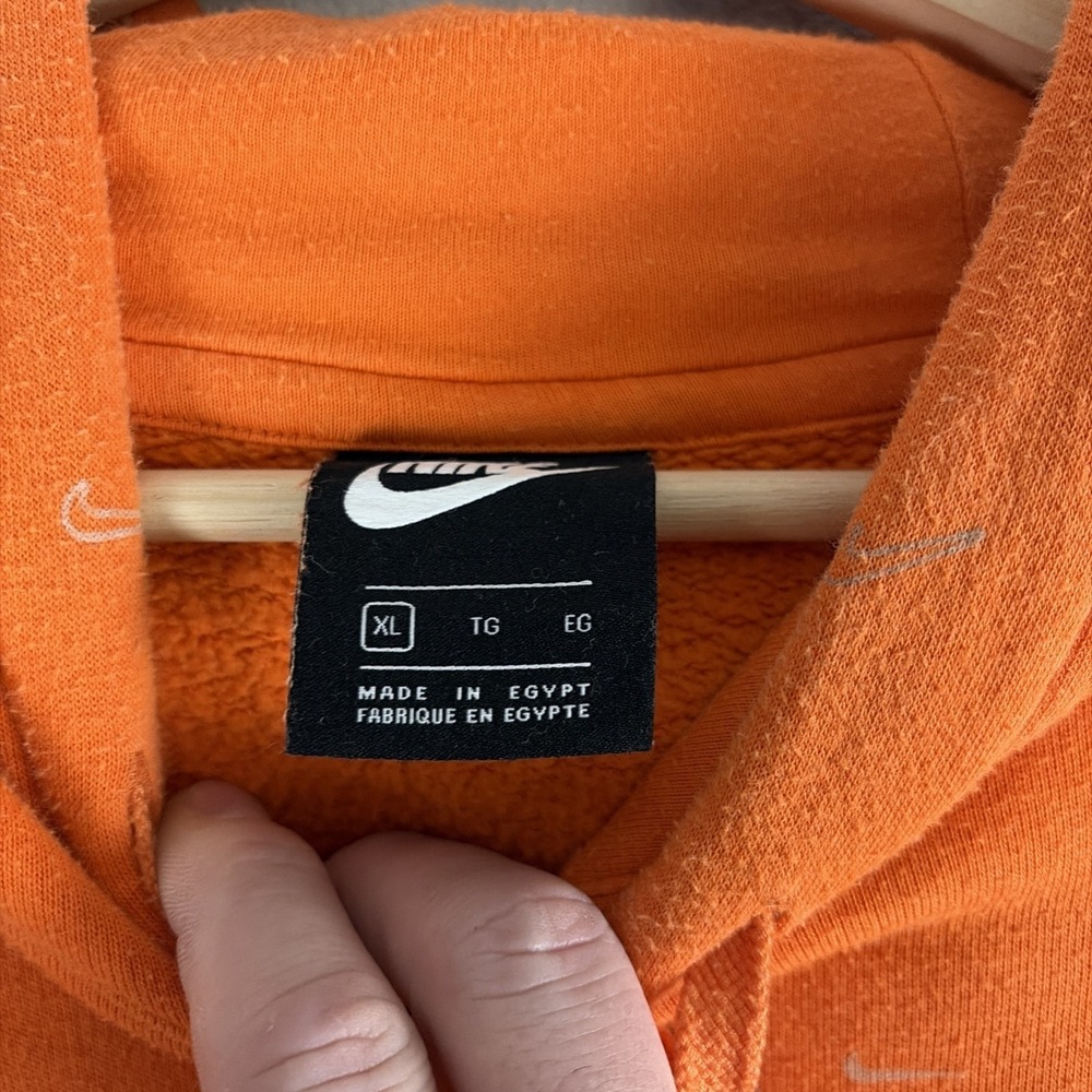 Nike Hoodie Sweatshirt Mens XL Orange Nike Swoosh All Over Print DC2767-837 - Picture 5 of 9